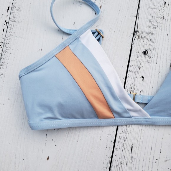 L* Space Light Blue Triangle Swimsuit Bikini Top Women's Size Small NEW - Picture 2 of 3